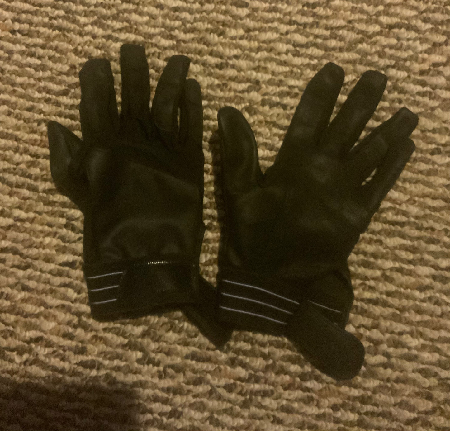 Dyad AI gloves